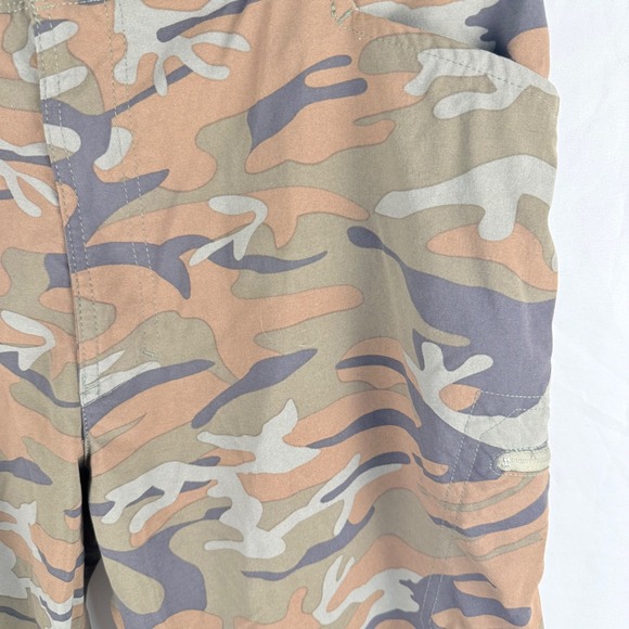 Wrangler Outdoor Camo Cargo Pants 38x30 Hunting Gorpcore Lightweight Zip Pockets - Picture 2 of 8